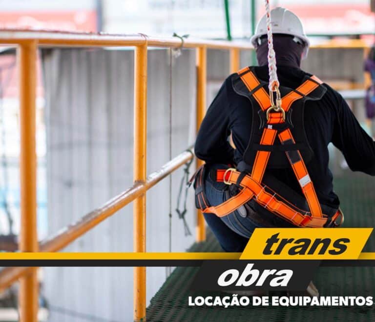 Equipamentos de Acesso em Altura: Segurança e Eficiência